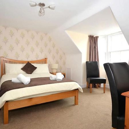 วาริส เฮาส์ Bed & Breakfast เลอร์วิก ภายนอก รูปภาพ