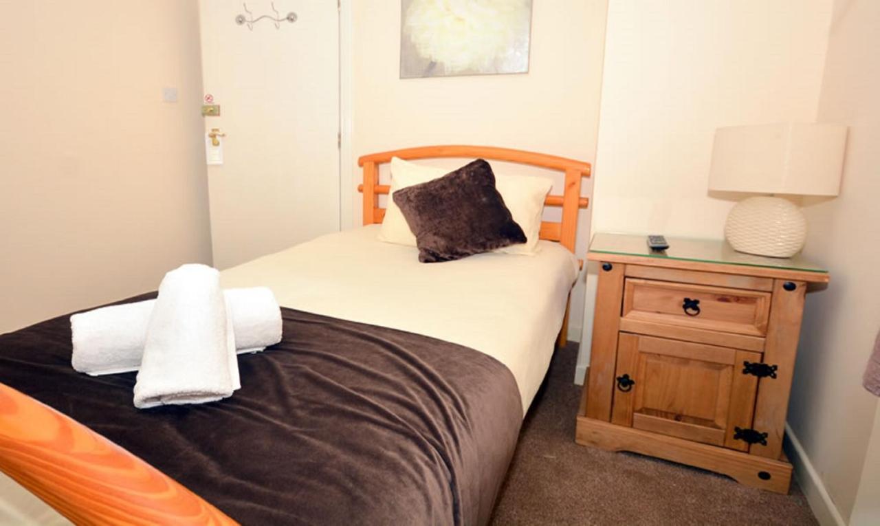 วาริส เฮาส์ Bed & Breakfast เลอร์วิก ภายนอก รูปภาพ